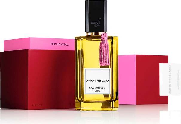 Diana Vreeland — Diana Vreeland Devastatingly Chic