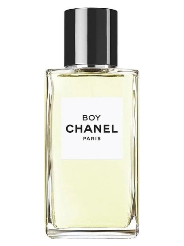 Chanel — Chanel Boy