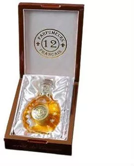12 Parfumeurs Francais — 12 Parfumeurs Francais Mon Cher