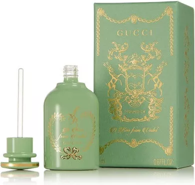 Gucci A Kiss From Violet — фото 3