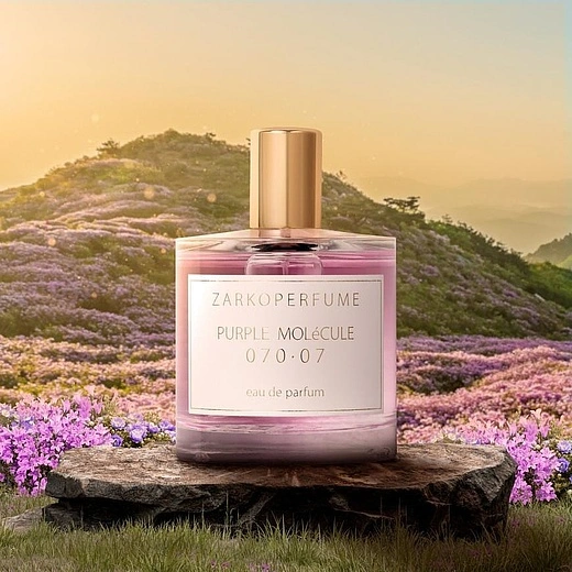 Zarkoperfume — Zarkoperfume Purple Molecule 070. 07