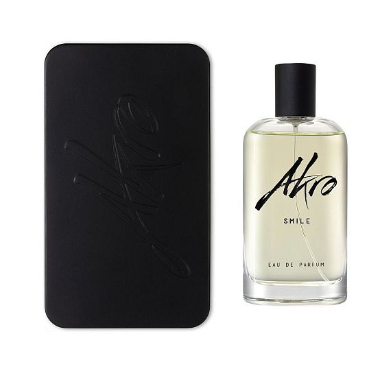 Akro — Akro Smile