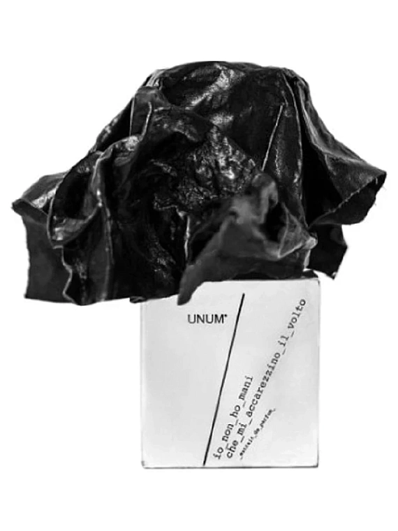 Unum — Unum Io Non Ho Mani Che Mi Accarezzino il Volto